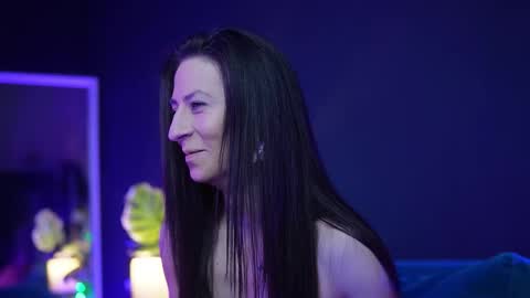 Snapshot of rubyrya chatting on November 17, 2025, 10:37 pm Ruby online show from November 17, 2025, 10:37 pm