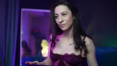  Ruby  online show from February 2, 2026, 12:42 am