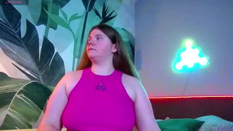 Snapshot of rubyvalen chatting on November 17, 2025, 1:11 am Ruby online show from November 17, 2025, 1:11 am