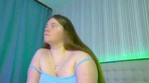 Snapshot of rubyvalen chatting on May 19, 2026, 1:11 am Ruby online show from May 19, 2026, 1:11 am