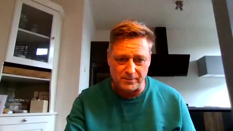 Snapshot of rudeski chatting on October 28, 2025, 2:42 pm rudeski online show from October 28, 2025, 2:42 pm