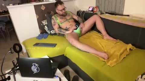 Snapshot of rudolf93627 chatting on February 5, 2026, 1:32 am rudolf93627 online show from February 5, 2026, 1:32 am