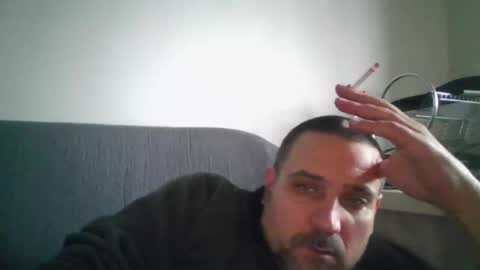 rul3ssuck online show from December 17, 2025, 8:20 am