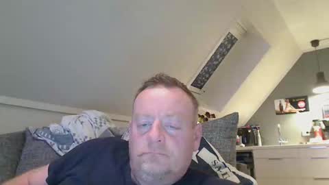Snapshot of runepetter chatting on November 12, 2025, 4:51 pm bignorwegian online show from November 12, 2025, 4:51 pm