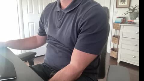 Snapshot of rungriff2323 chatting on December 4, 2025, 7:00 pm rungriff2323 online show from December 4, 2025, 7:00 pm