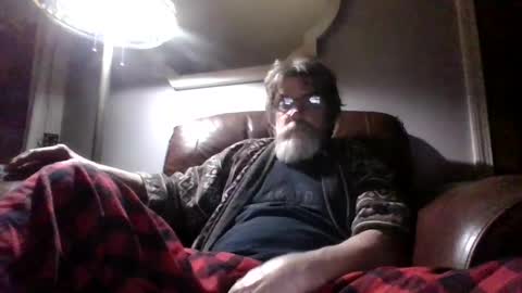 Snapshot of runningaround60 chatting on October 10, 2025, 3:16 am runningaround60 online show from October 10, 2025, 3:16 am