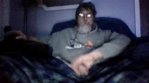 Snapshot of runningaround60 chatting on November 24, 2025, 4:12 am runningaround60 online show from November 24, 2025, 4:12 am