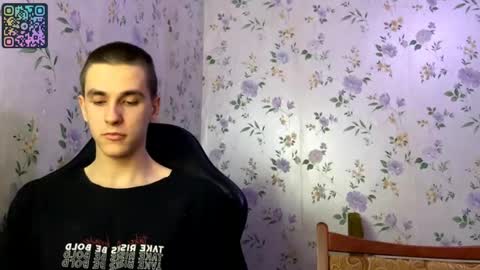 Lisa and Vlad online show from May 13, 2026, 6:16 pm