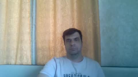 rusqadisx online show from May 27, 2026, 10:45 am