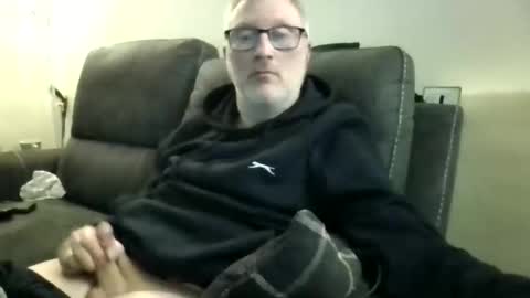 rusty69x online show from December 3, 2025, 2:52 am