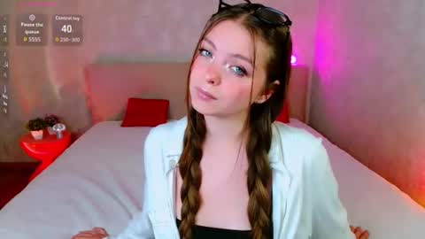 RutaYoung online show from July 14, 2026, 4:34 pm