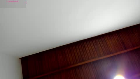 Ruth online show from September 9, 2025, 11:43 am