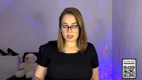 Snapshot of ruthless_111 chatting on November 10, 2025, 7:57 pm Nika online show from November 10, 2025, 7:57 pm