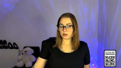 Snapshot of ruthless_111 chatting on November 30, 2025, 8:13 pm Nika online show from November 30, 2025, 8:13 pm