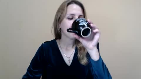 Snapshot of ruthpark chatting on October 12, 2025, 10:25 am Ruth online show from October 12, 2025, 10:25 am