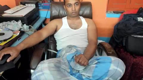 rwb17 online show from February 16, 2026, 9:27 am