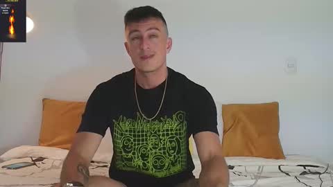 Sr Coast online show from November 12, 2025, 2:01 am