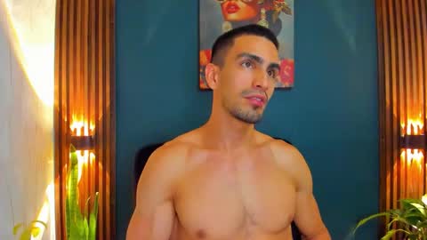 Snapshot of ryan_doyle chatting on January 16, 2026, 2:43 pm Ryan independent model online show from January 16, 2026, 2:43 pm