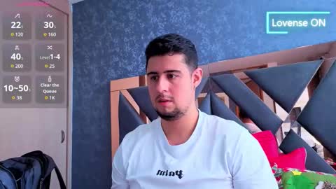 R Y A N online show from November 22, 2025, 3:22 pm