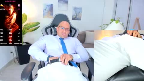 Snapshot of ryan_master_ chatting on January 4, 2025, 12:05 pm ryan_master_ online show from January 4, 2025, 12:05 pm