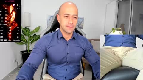 Snapshot of ryan_master_ chatting on January 8, 2025, 9:10 am ryan_master_ online show from January 8, 2025, 9:10 am