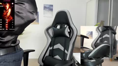 Snapshot of ryan_master_ chatting on January 11, 2025, 9:15 am ryan_master_ online show from January 11, 2025, 9:15 am