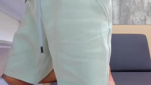 Snapshot of ryan_paterson chatting on November 28, 2025, 1:03 pm Ryan online show from November 28, 2025, 1:03 pm