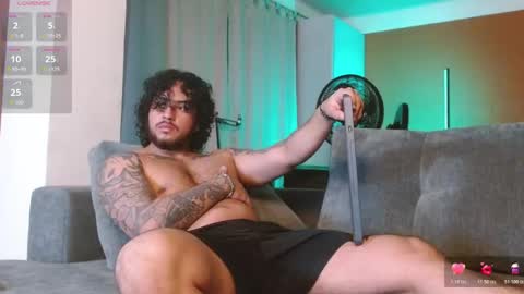 Snapshot of ryan_warren18 chatting on November 29, 2025, 5:32 am RYAN online show from November 29, 2025, 5:32 am