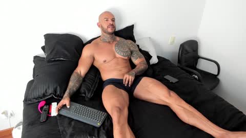 Snapshot of ryanjhonston chatting on January 25, 2025, 12:16 pm Ryan online show from January 25, 2025, 12:16 pm