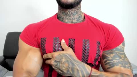 Snapshot of ryanjhonston chatting on February 20, 2025, 12:04 pm Ryan online show from February 20, 2025, 12:04 pm