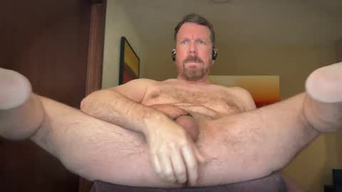 Snapshot of ryanlanders chatting on April 21, 2026, 4:56 pm ryanlanders online show from April 21, 2026, 4:56 pm
