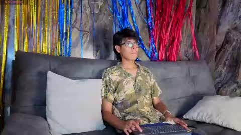 Snapshot of ryann_wolf chatting on June 16, 2026, 7:49 pm ryann_wolf online show from June 16, 2026, 7:49 pm