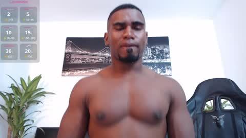 Snapshot of ryannfit chatting on March 27, 2026, 1:44 am instagram.. Ryandwrn online show from March 27, 2026, 1:44 am