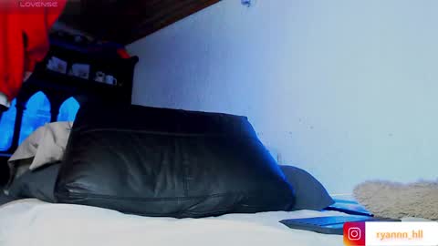 Snapshot of ryannhill_ chatting on May 7, 2026, 6:30 am Ryannhill online show from May 7, 2026, 6:30 am