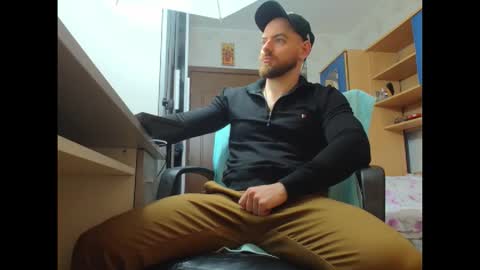 Ryanstone  online show from January 12, 2026, 5:34 am