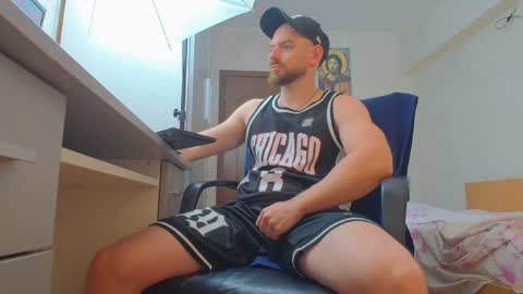 Ryanstone  online show from June 17, 2026, 4:59 am