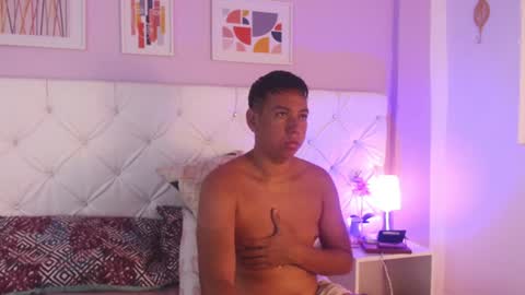 Snapshot of ryder_n_violet chatting on January 19, 2025, 7:26 pm Ryder and Violet online show from January 19, 2025, 7:26 pm