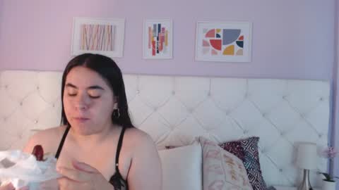 Snapshot of ryder_n_violet chatting on February 8, 2025, 4:25 am Ryder and Violet online show from February 8, 2025, 4:25 am