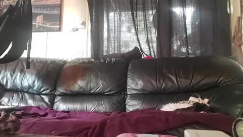 ryliemackenzie93 online show from May 13, 2026, 6:49 pm