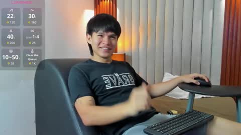 Ryo Kush online show from October 24, 2025, 3:58 am