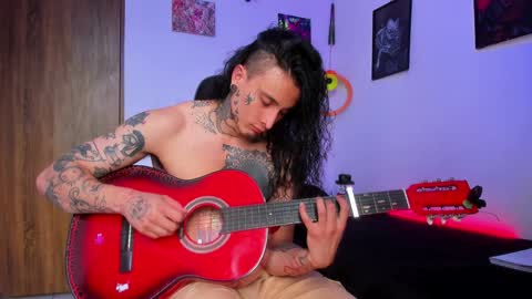 leopmonk help me reach 100 thumbs up online show from December 4, 2024, 2:48 pm