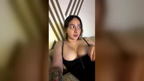 Sofia  Independent Model online show from May 18, 2026, 5:24 am