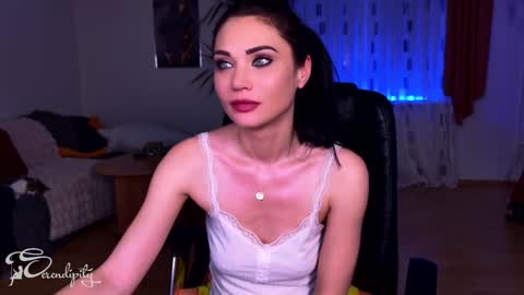 Snapshot of s3r3ndipity chatting on February 5, 2025, 3:55 am Y      online show from February 5, 2025, 3:55 am