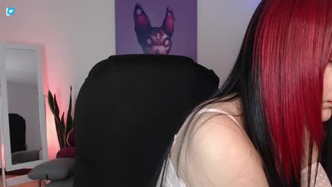  Lilith  independent model online show from April 9, 2026, 12:21 am