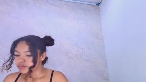 Snapshot of s_sofia_ chatting on March 8, 2025, 7:20 pm s_sofia_ online show from March 8, 2025, 7:20 pm