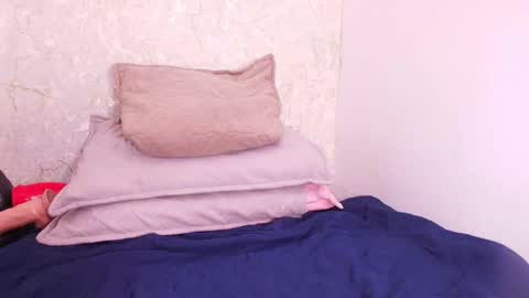 Snapshot of s_sofia_ chatting on September 15, 2025, 7:25 pm s_sofia_ online show from September 15, 2025, 7:25 pm