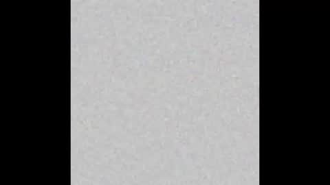 Snapshot of s_u_n_r_i_s_e_e chatting on November 18, 2025, 4:17 am Leslie Beltrn online show from November 18, 2025, 4:17 am