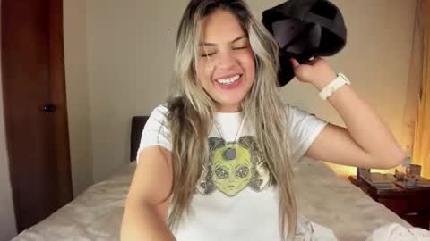 Leslie Beltrn online show from February 7, 2026, 4:49 am