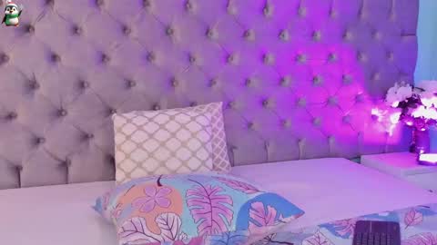 Snapshot of saamyreyes chatting on January 4, 2025, 8:59 pm Saamy Reyes online show from January 4, 2025, 8:59 pm