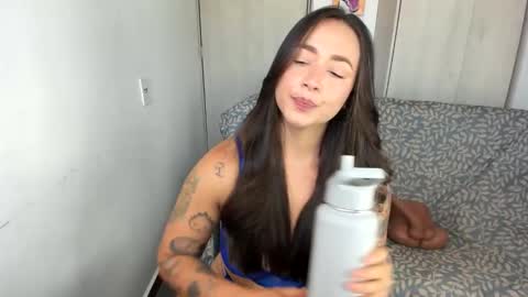 Sara online show from May 5, 2026, 9:01 pm